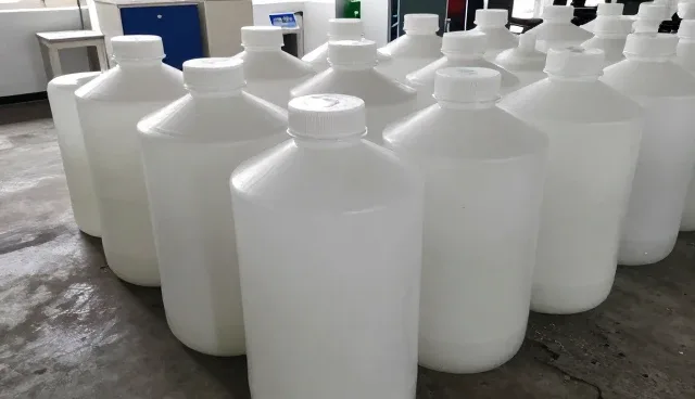 助剂供应操作环节两种做法的比较与取舍